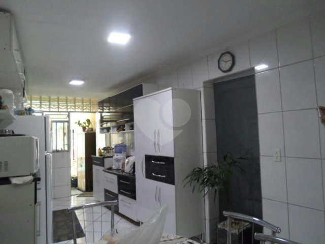 Sobrado à venda com 4 quartos, sendo 2 suítes,  em Santana, São Paulo, SP