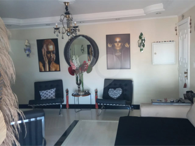 Apartamento à venda com 2 quartos, sendo 1 suíte,  em Parada Inglesa, São Paulo, SP