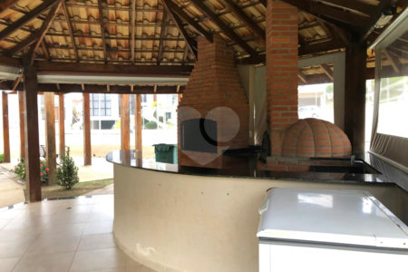 Casa à venda com 3 suítes no condomínio Aldeia da Mata, Votorantim - SP