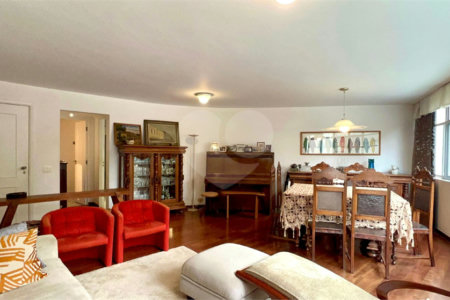 Apartamento à venda com 3 quartos, sendo 1 suíte, em Jardim Paulistano, São Paulo, SP
