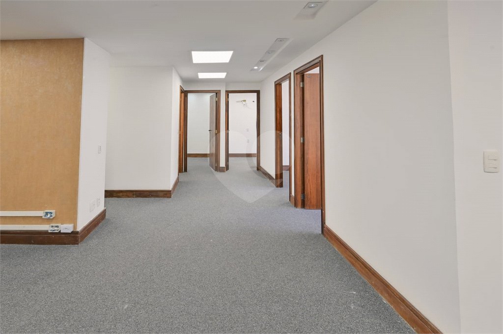 Sala à venda ou para alugar no Centro, Rio de Janeiro, RJ