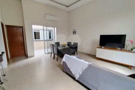 Casa à venda com 3 quartos, sendo 1 suíte, em Jardim Santa Cecília, Ribeirão Preto, SP