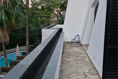 Sobrado à venda com 4 suítes em Alto de Pinheiros, São Paulo, SP