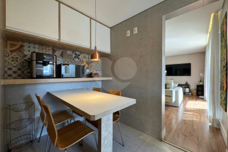 Apartamento à venda com 3 quartos, sendo 1 suíte, em Jardim Caravelas, São Paulo, SP