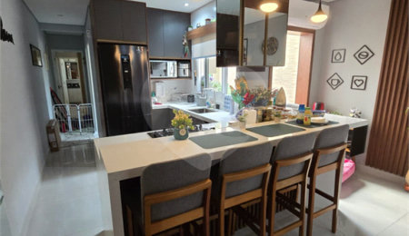 Apartamento à venda com 2 quartos, sendo 1 suíte,  em Vila Pires, Santo André, SP