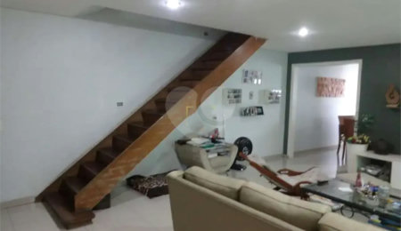 Sobrado à venda com 3 suítes em Vila Pompéia, São Paulo, SP