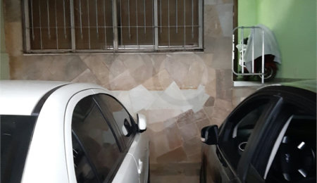 Casa à venda com 4 quartos em Jardim Peri, São Paulo, SP