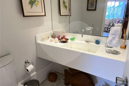 Apartamento à venda com 3 suítes em Vila Suzana, São Paulo, SP