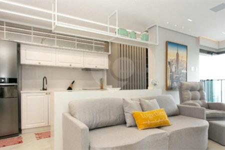 Apartamento à venda com 2 quartos, sendo 1 suíte, em Chácara Seis de Outubro, São Paulo, SP