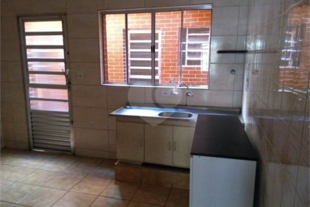 Casa à venda com 3 quartos em Jardim Gilda Maria, São Paulo, SP