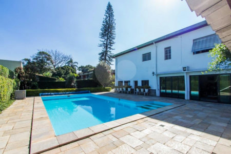 Casa Térrea à venda com 3 quartos, sendo 2 suítes, em Brooklin, São Paulo, SP