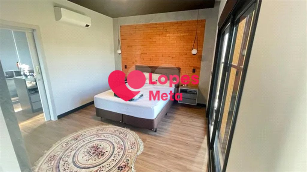 Casa à venda com 2 quartos no condomínio Portal da Serra, São José dos Campos - SP