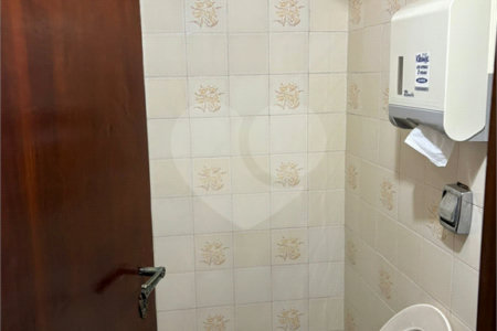 Sobrado à venda com 3 suítes em Mirandópolis, São Paulo, SP