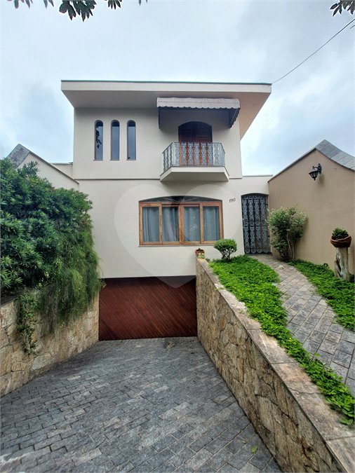Casa à venda com 3 suítes em Vila Pereira Barreto, São Paulo, SP