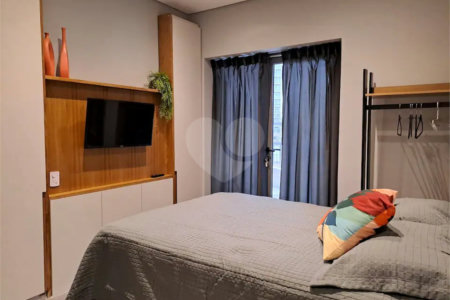 Apartamento à venda ou para alugar com 1 suíte em Pinheiros, São Paulo, SP