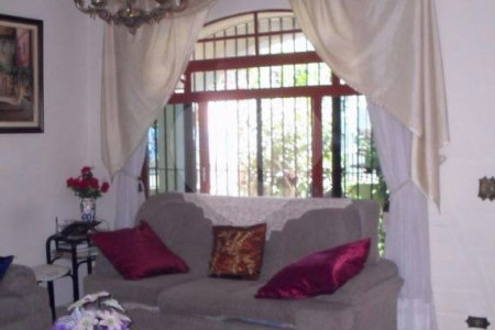 Casa Térrea à venda com 3 quartos, sendo 1 suíte, em Santo Amaro, São Paulo, SP