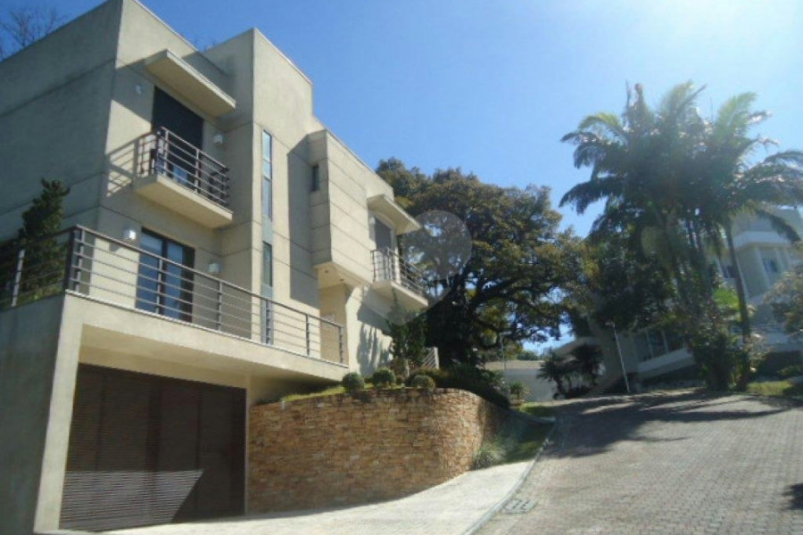 Casa à venda com 4 suítes em Tremembé, São Paulo, SP