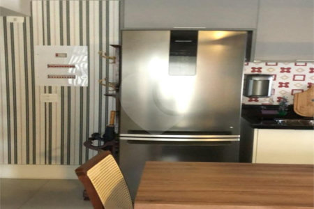 Apartamento à venda com 2 quartos, sendo 1 suíte, em Moema, São Paulo, SP