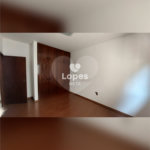 Casa à venda com 3 quartos, sendo 1 suíte, no condomínio Eldourado, São José dos Campos - SP