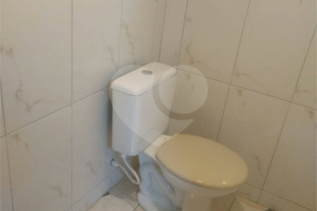Sobrado à venda com 4 quartos, sendo 2 suítes, em Vila Gustavo, São Paulo, SP