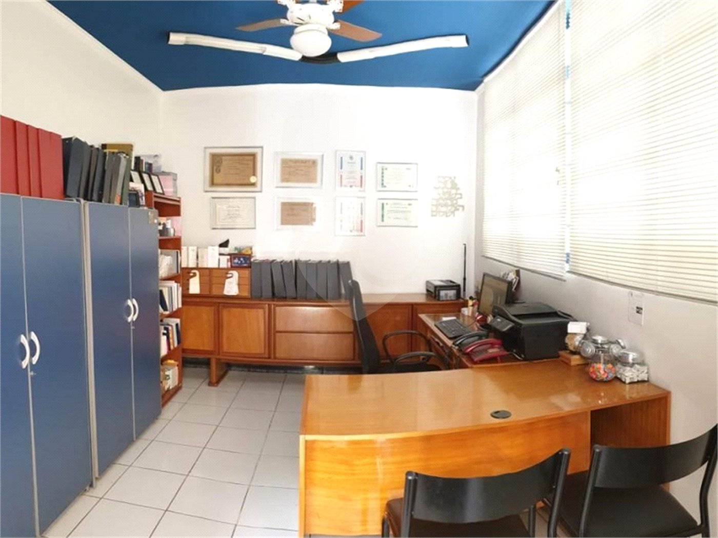 Sobrado à venda com 4 quartos, sendo 1 suíte,  em Sumaré, São Paulo, SP