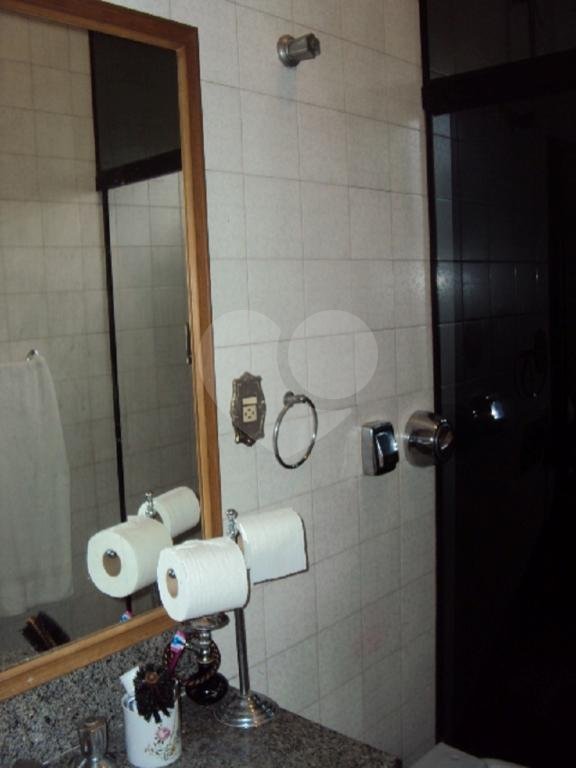 Sobrado à venda com 3 quartos, sendo 1 suíte,  em Jardim Pinheiros, São Paulo, SP