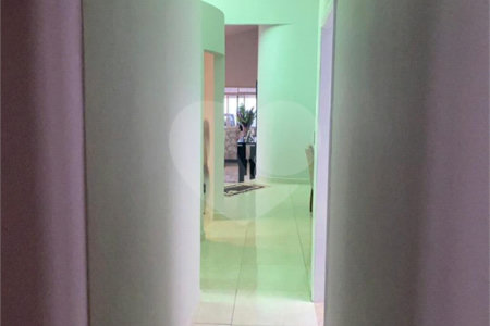 Casa à venda com 3 quartos, sendo 1 suíte,  em Vila Oliveira, Mogi das Cruzes, SP
