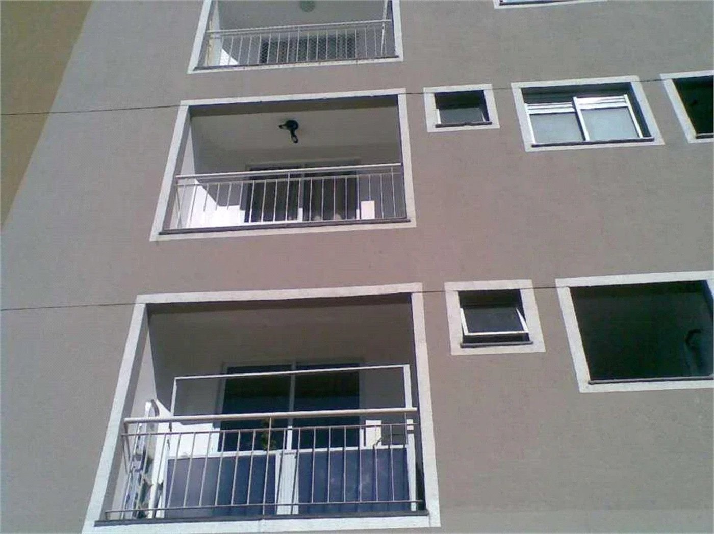 Apartamento à venda com 3 quartos, sendo 1 suíte, em Parque Reboucas, São Paulo, SP