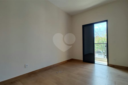 Casa de Vila à venda com 3 quartos, sendo 1 suíte,  em Éden, Sorocaba, SP