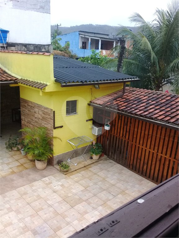 Casa Térrea à venda com 5 quartos, sendo 1 suíte, em Cosmos, Rio de Janeiro, RJ
