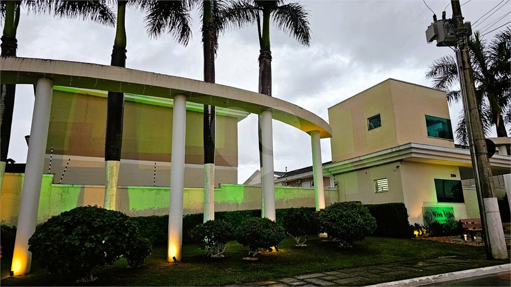 Casa à venda com 3 quartos, sendo 1 suíte, no condomínio Viva Vida, Sorocaba - SP