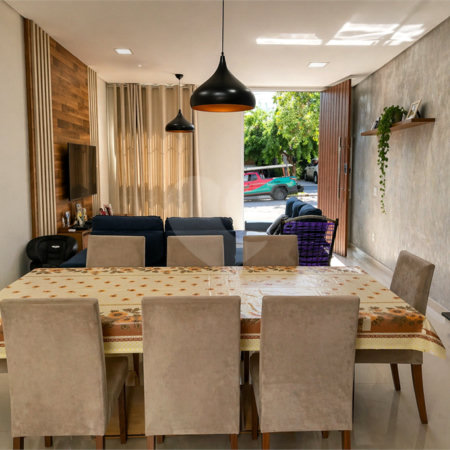 Casa à venda com 3 quartos, sendo 1 suíte, no condomínio Golden Park Residence, Sorocaba - SP