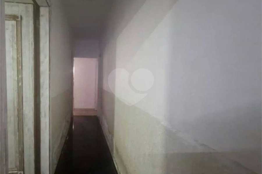 Sobrado à venda com 8 quartos em Vila Guarani, São Paulo, SP