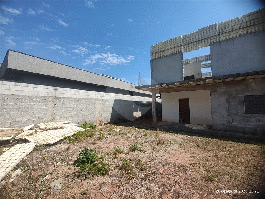 Terreno 810 metros à venda em Atibaia com projeto aprovado exclusivo de alto padrão com construção inacabada