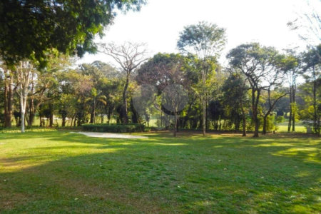 Apartamento à venda com 4 suítes em Jardim Marajoara, São Paulo, SP
