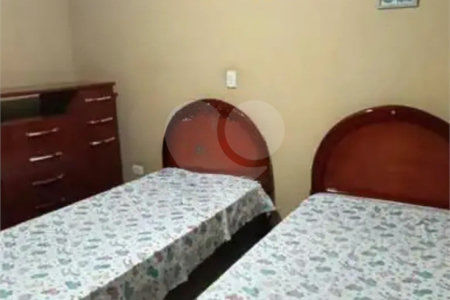 Sobrado à venda com 3 quartos, sendo 1 suíte,  em Jardim Líbano, São Paulo, SP