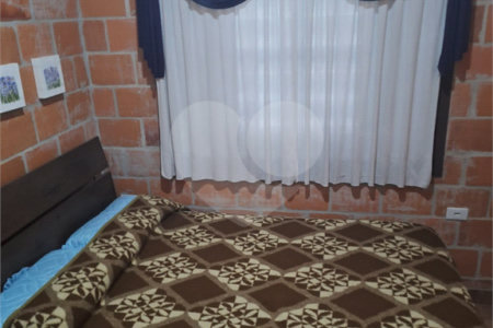 Casa em condomínio à venda com 3 quartos, sendo 1 suíte,  no Centro, Bom Jesus dos Perdões, SP