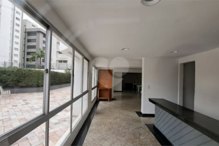 Apartamento à venda com 3 quartos, sendo 1 suíte, em Vila Mariana, São Paulo, SP