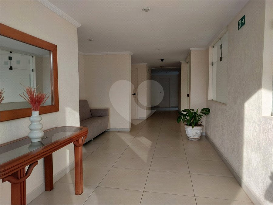 Apartamento à venda com 3 quartos em Vila Ipojuca, São Paulo, SP