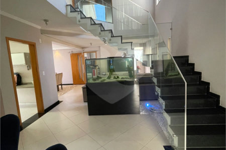 Casa à venda com 4 suítes no condomínio Aruã Lagos, Mogi das Cruzes - SP