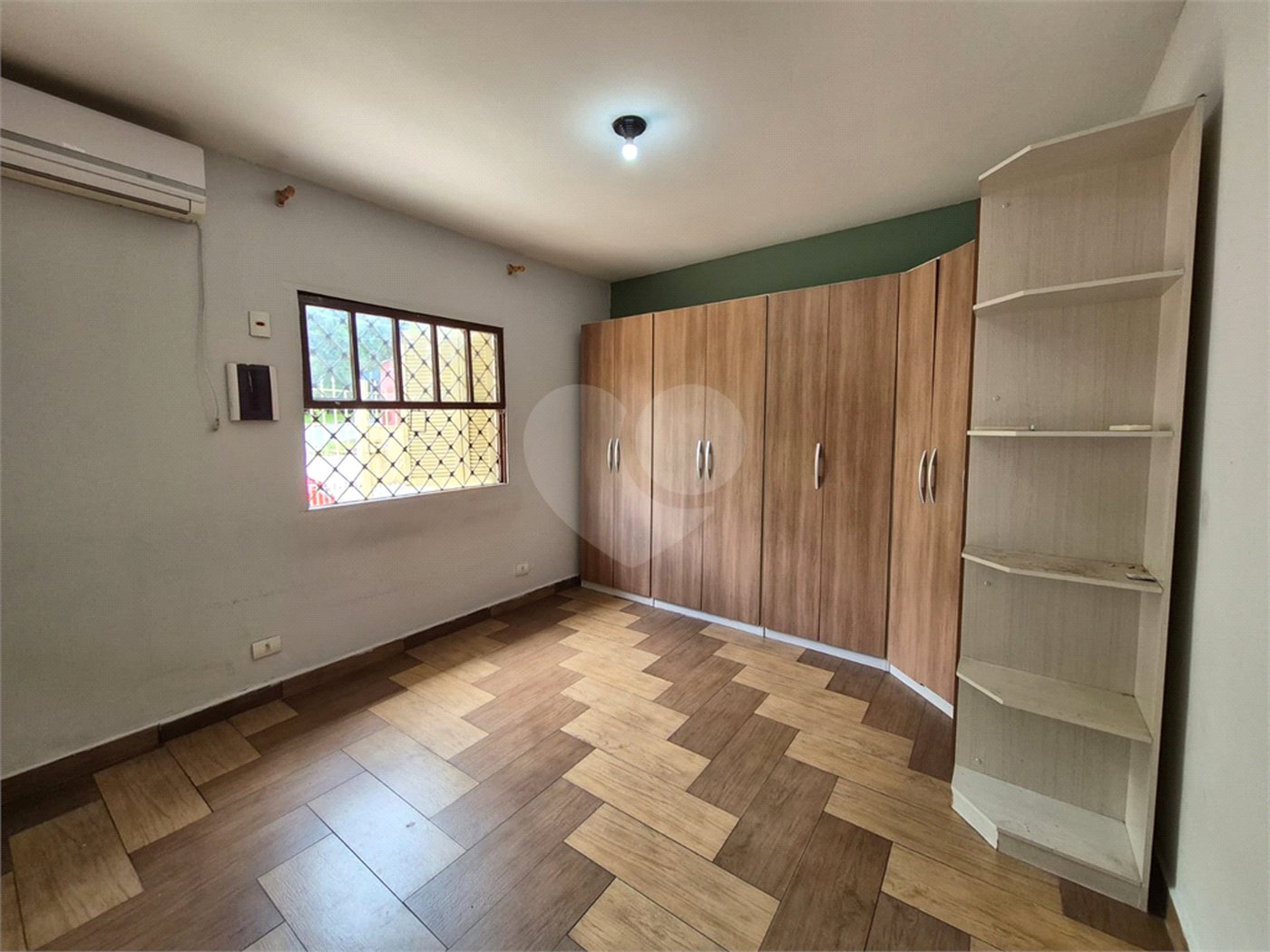 Casa à venda com 2 quartos em Jardim Pinheiros, São Paulo, SP