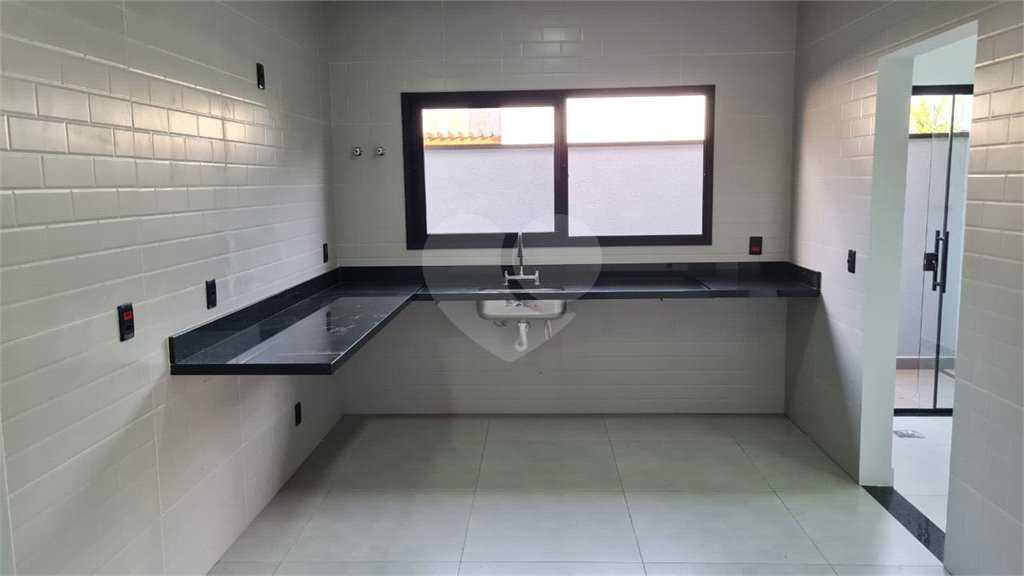 Casa à venda com 3 quartos, sendo 2 suítes, no condomínio Campos do Conde Ii, Paulínia - SP