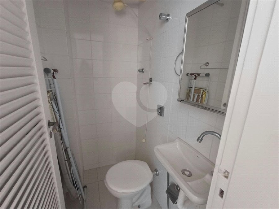 Apartamento à venda com 3 quartos, sendo 1 suíte,  em Lagoa, Rio de Janeiro, RJ