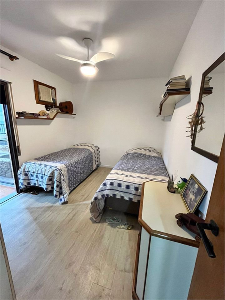 Apartamento com 2 Quartos e 2 Vagas à Venda em Pitangueiras – Guarujá/SP
