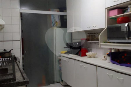 Apartamento à venda com 3 quartos, sendo 1 suíte,  em Vila Andrade, São Paulo, SP
