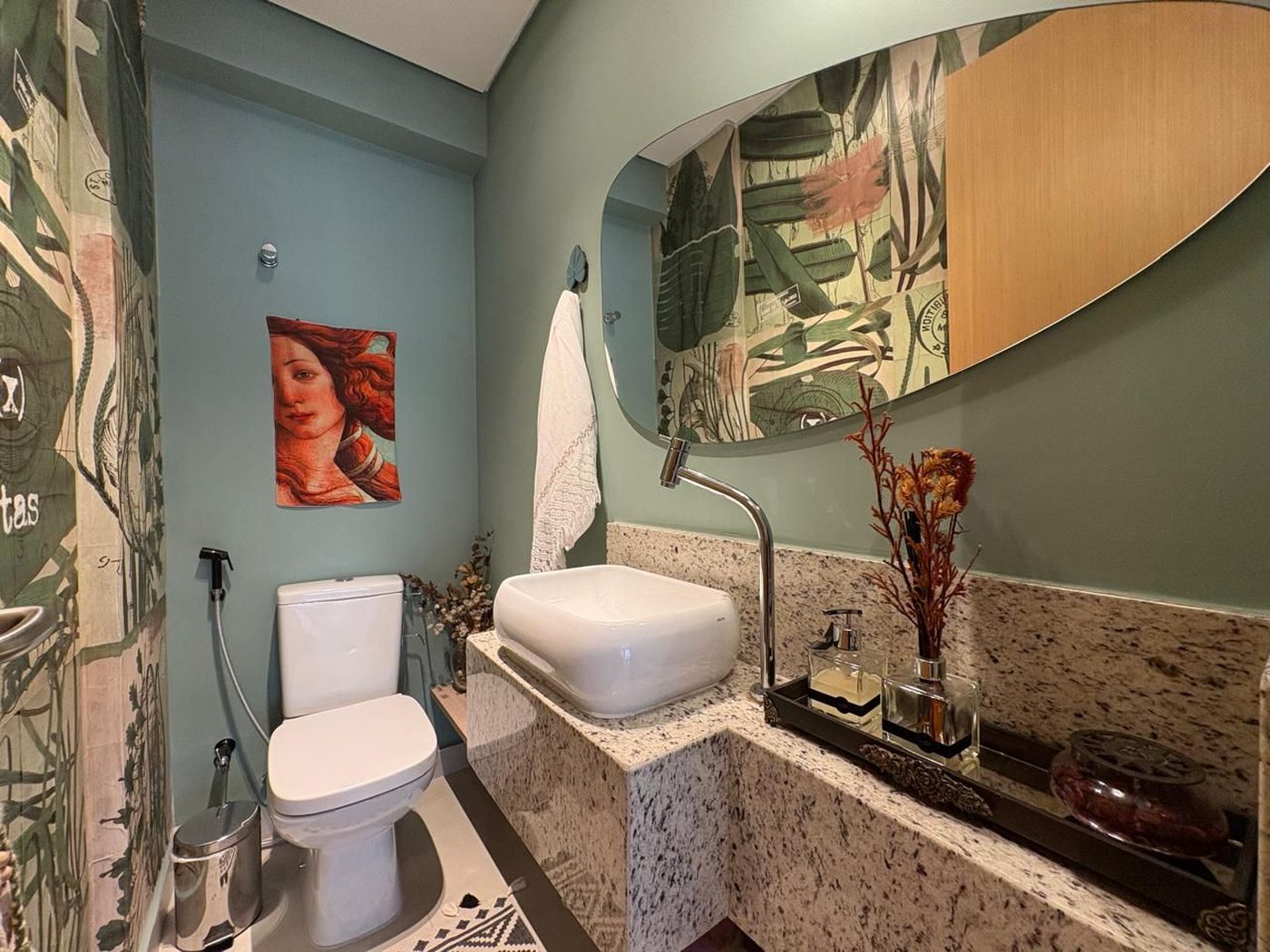 Apartamento com 2 dormitórios à venda, 66 m² por R$ 800.000,00 - Campo Grande - Santos/SP