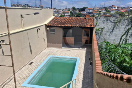 Sobrado à venda com 3 quartos em Alto da Boa Vista, Mogi das Cruzes, SP