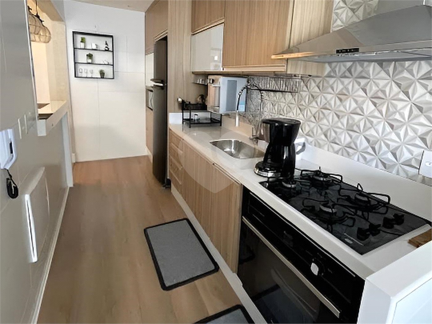 Apartamento à venda com 3 quartos, sendo 1 suíte, em São Bento, Cabo Frio, RJ