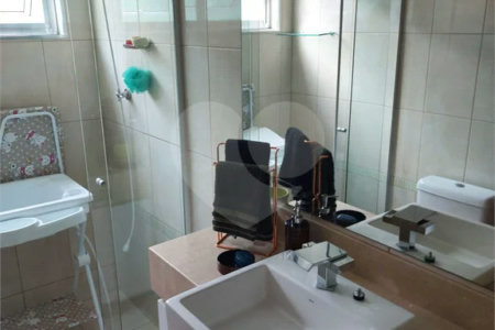 Sobrado à venda com 3 quartos, sendo 2 suítes, em Parada Inglesa, São Paulo, SP