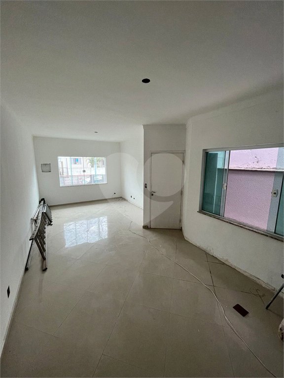 Sobrado à venda com 3 suítes em Jardim do Colégio (zona Norte), São Paulo, SP